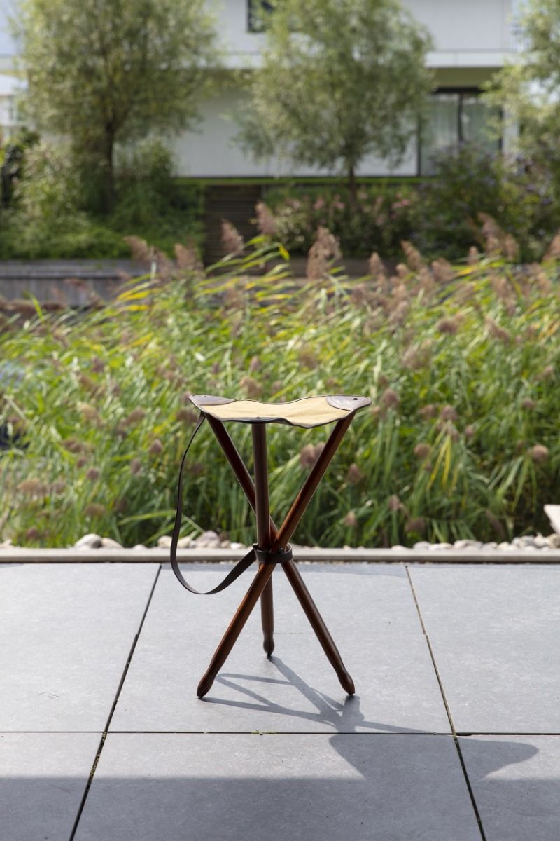 Tripod stool